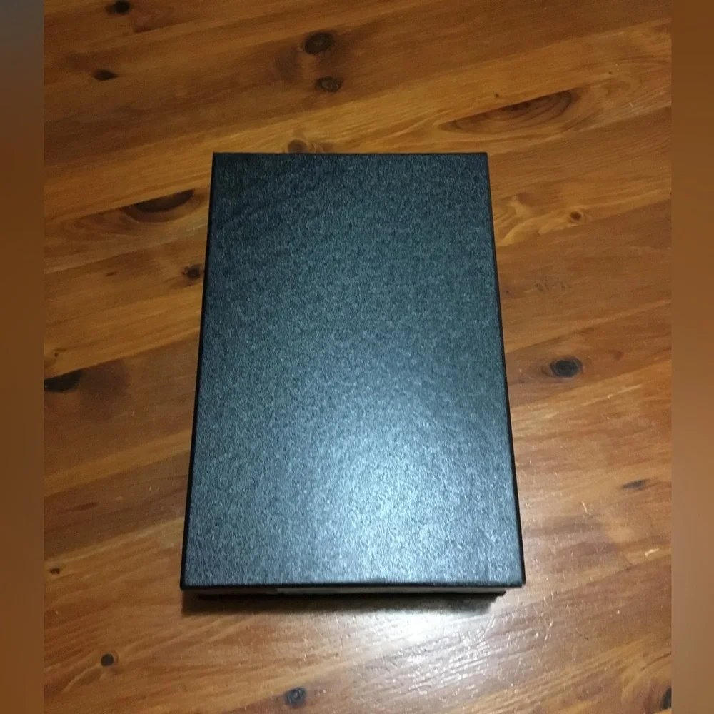 CHANEL EMPTY BOX W/2 NEW DUST BAGS SOME TISSUE BOOK-FINAL PRICE - Picture 2 of 16